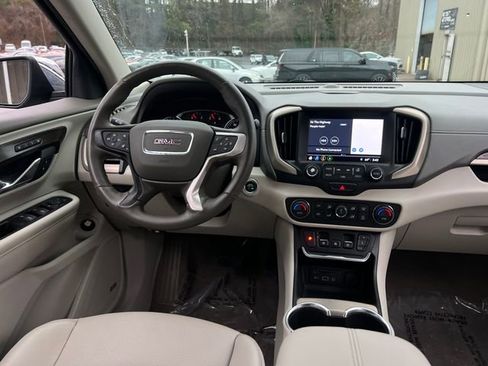 Used 2018 GMC Terrain Denali w/ Advanced Safety Package image 18