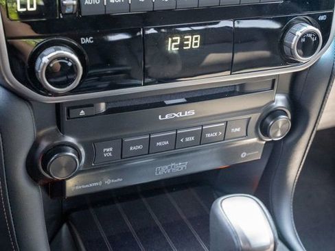 Used 2023 Lexus GX 460 Premium AWD/4WD image 30