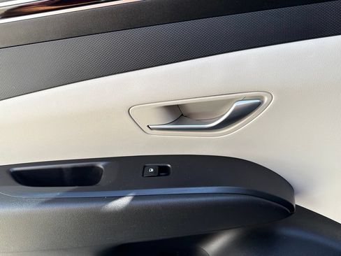 Certified 2024 Hyundai Tucson SEL AWD/4WD image 19