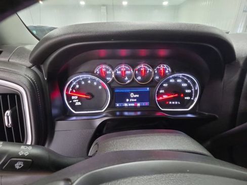 Used 2020 Chevrolet Silverado 1500 RST AWD/4WD image 12