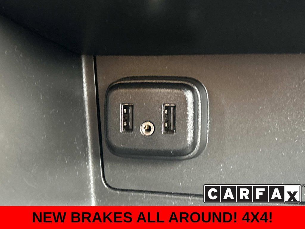 Used 2021 Chevrolet Colorado LT w/ Fleet Safety Package AWD/4WD image 23