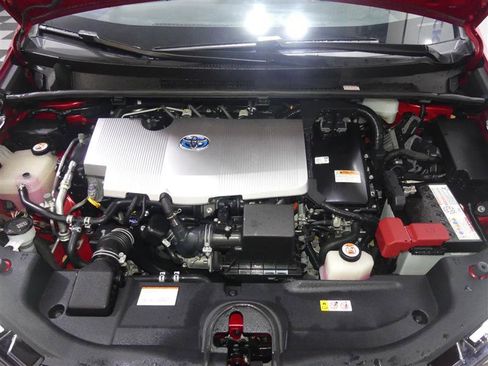 Used 2020 Toyota Prius XLE image 14