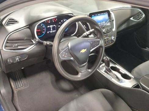 Used 2020 Chevrolet Malibu LT FWD image 12