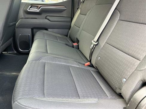 Used 2025 Chevrolet Silverado 1500 LT image 16