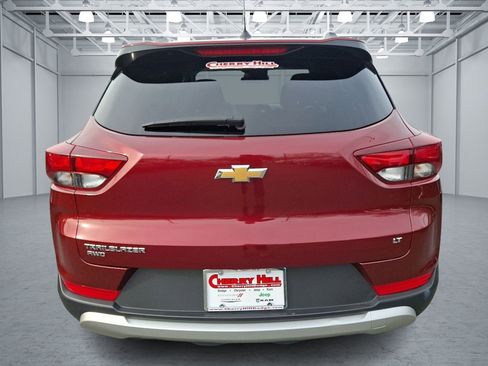 Used 2025 Chevrolet TrailBlazer LT image 4