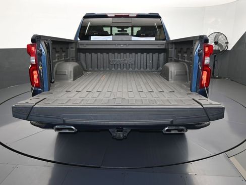 Used 2022 Chevrolet Silverado 1500 High Country image 40