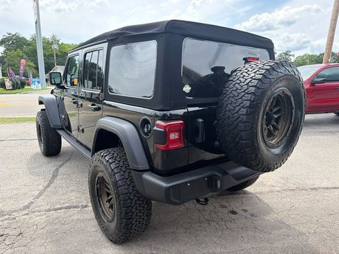 Used 2024 Jeep Wrangler Unlimited Sport AWD/4WD image 8