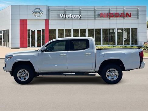 Used 2022 Toyota Tacoma SR w/ SR Convenience Package RWD image 6