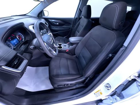 Used 2024 GMC Terrain SLE w/ Driver Convenience Package FWD image 14