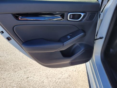 Certified 2024 Honda Civic Touring image 13