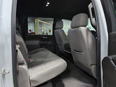 Used 2021 GMC Sierra 2500 SLT w/ SLT Premium Package AWD/4WD image 11