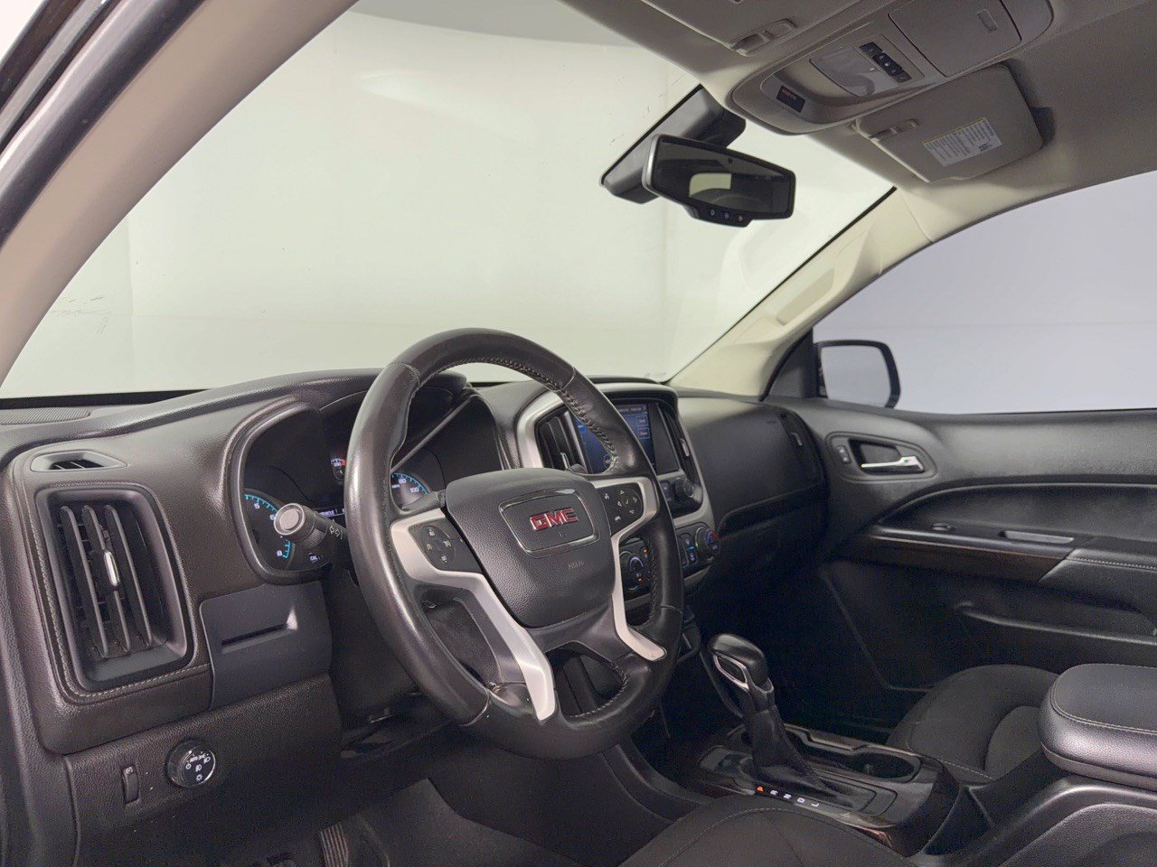 Used 2022 GMC Canyon Elevation RWD image 4