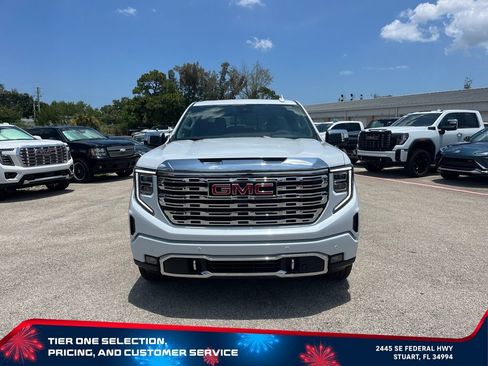 New 2026 GMC Sierra 1500 Denali w/ Technology Package AWD/4WD image 3