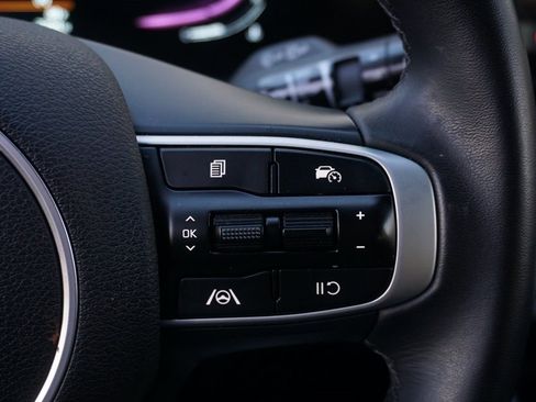 Used 2025 Kia Sportage EX image 22