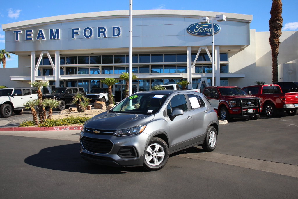 Used 2020 Chevrolet Trax LS w/ Tint and Cruise Package FWD image 2