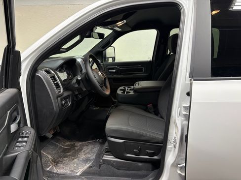 Used 2025 RAM 2500 Big Horn image 3