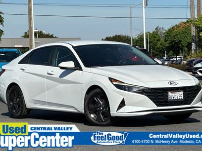 Used 2021 Hyundai Elantra SEL w/ Convenience Package