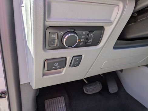 Certified 2025 Ford F150 Lightning Flash AWD/4WD image 19