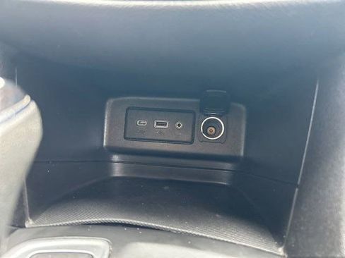 Used 2020 Chevrolet Equinox LT image 27