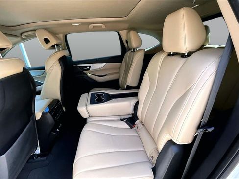 Certified 2024 Acura MDX SH-AWD w/ Technology Package image 21
