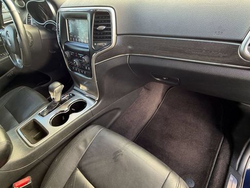 Used 2018 Jeep Grand Cherokee Limited RWD image 35