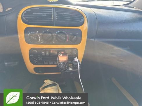 Used 2003 Dodge Neon SXT FWD image 12