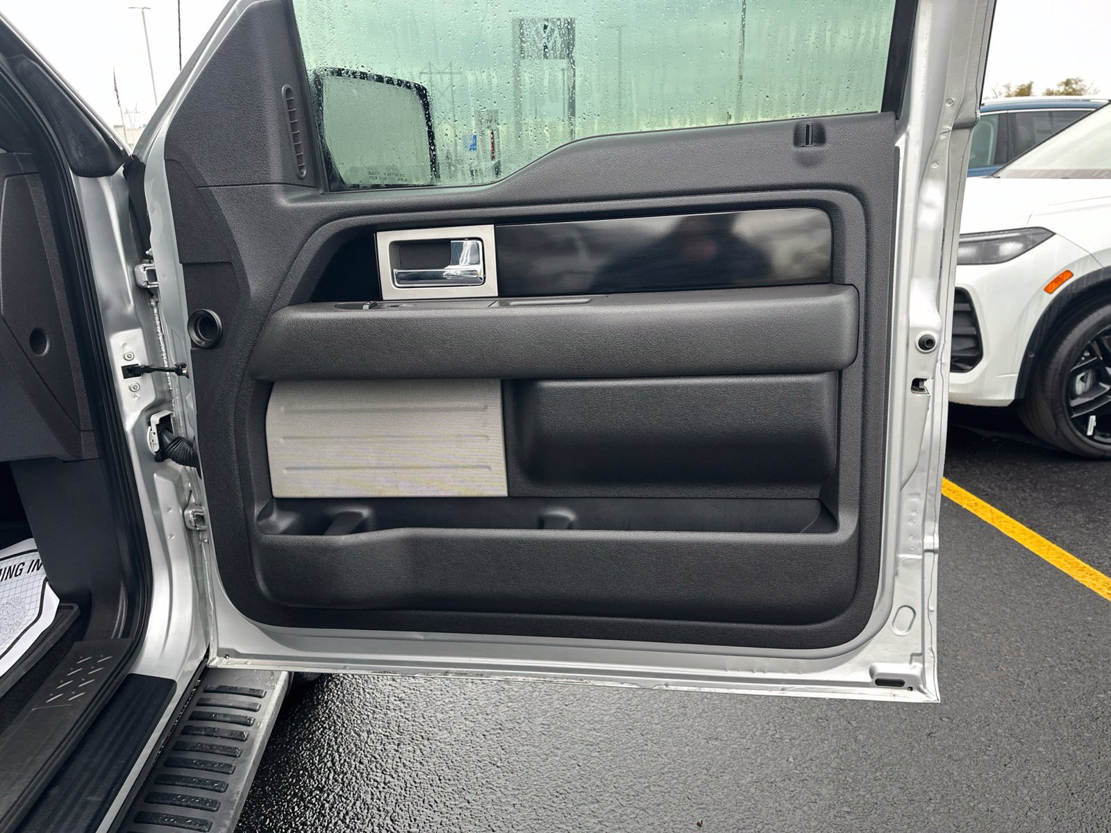 Used 2011 Ford F150 FX4 AWD/4WD image 37