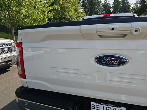 Used 2021 Ford F150 Lariat w/ Equipment Group 501A Mid AWD/4WD image 17