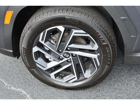 New 2025 Hyundai Tucson Limited image 8