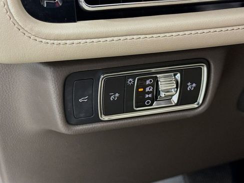 Certified 2022 Lincoln Aviator Reserve w/ Elements Package Plus image 12