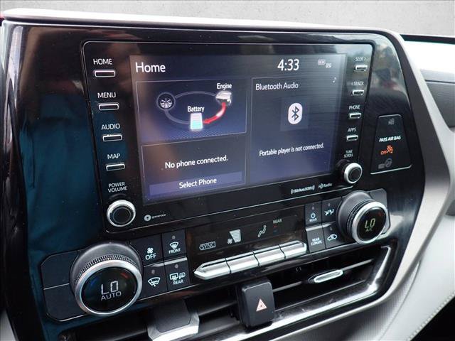 Used 2022 Toyota Highlander LE AWD/4WD image 21
