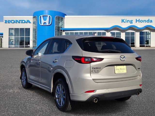 Used 2024 MAZDA CX-5 AWD 2.5 S w/ Select Package image 11