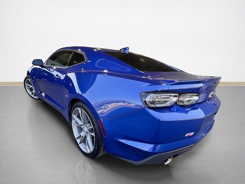 Used 2020 Chevrolet Camaro LT w/ RS Package image 6