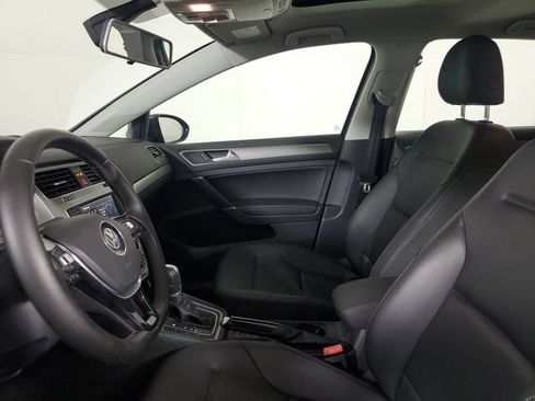 Used 2017 Volkswagen Golf Wolfsburg Edition FWD image 21