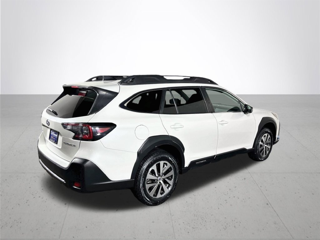 Used 2023 Subaru Outback Premium AWD/4WD image 6
