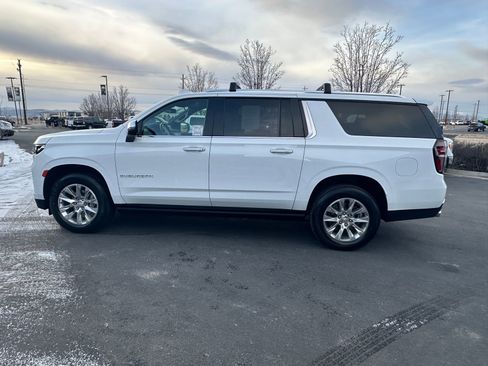 Used 2023 Chevrolet Suburban Premier w/ Max Trailering Package AWD/4WD image 9