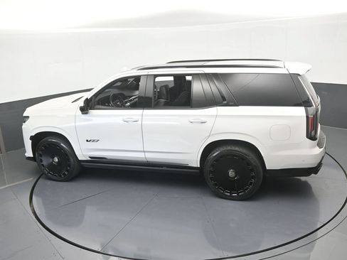 Used 2023 Cadillac Escalade V AWD/4WD image 78