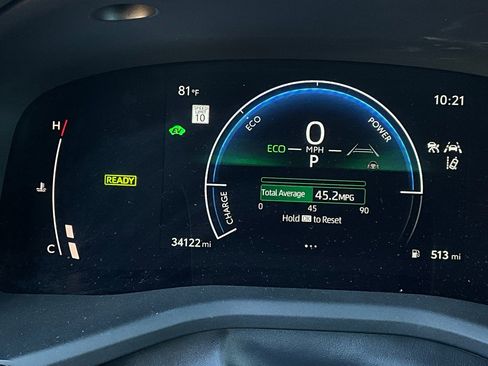 Used 2025 Toyota Camry LE image 36