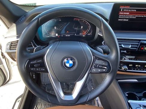 Used 2023 BMW 530i w/ Premium Package image 24