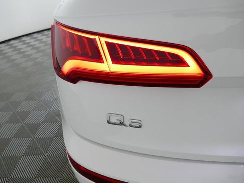 Used 2020 Audi Q5 2.0T Premium Plus image 32