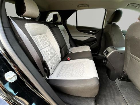 Used 2023 Chevrolet Equinox LS w/ LS Convenience Package FWD image 25
