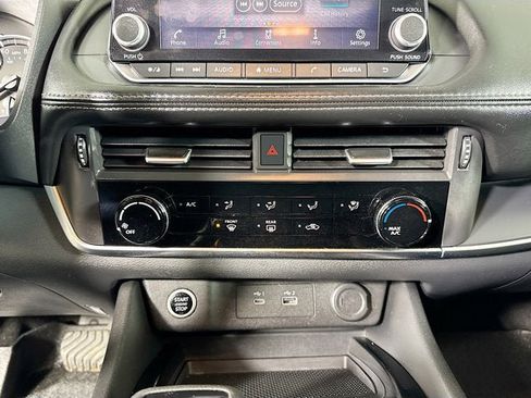 Certified 2023 Nissan Rogue S image 13