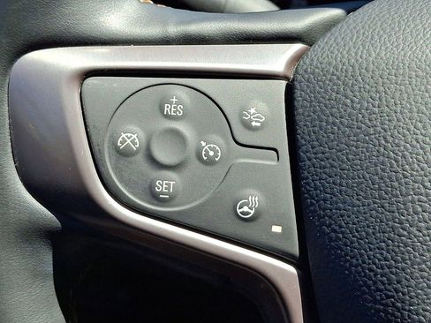 Certified 2023 GMC Terrain AT4 w/ Infotainment Package II AWD/4WD image 17