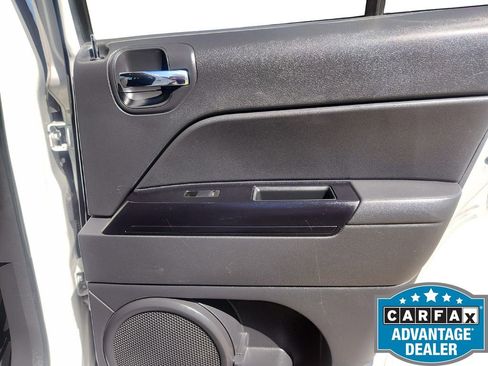 Used 2017 Jeep Patriot Sport w/ Power Value Group image 26