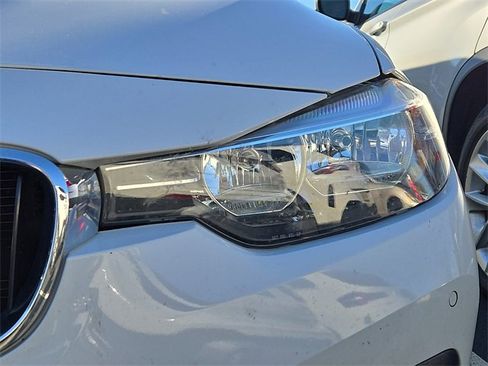 Used 2016 BMW 320i xDrive Sedan image 7