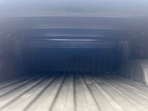 Certified 2019 Chevrolet Silverado 1500 LT w/ Texas Edition image 34