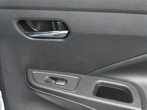 Used 2025 Nissan Versa SV w/ Trunk Package image 30