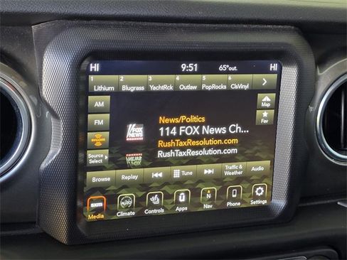 Used 2020 Jeep Gladiator Overland image 20