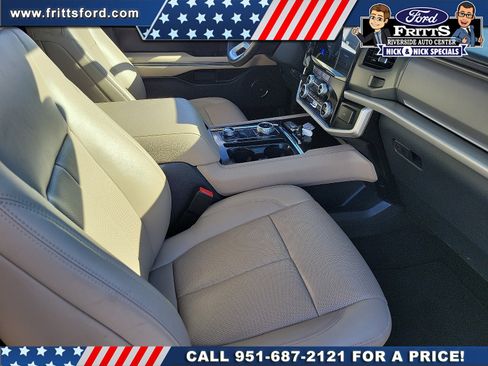 Certified 2024 Ford Expedition XLT image 16