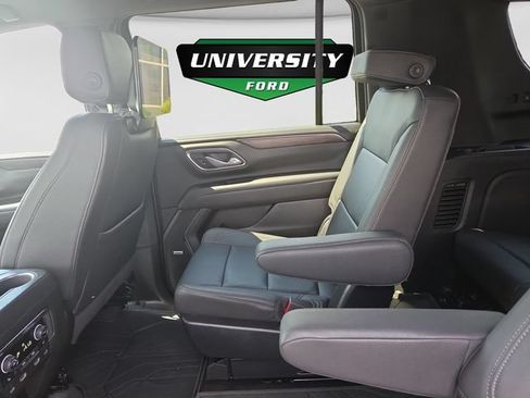 Used 2024 Chevrolet Suburban Z71 w/ Luxury Package AWD/4WD image 26